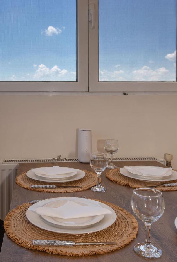Rooftop Apartment With Great Veranda Афіни Екстер'єр фото